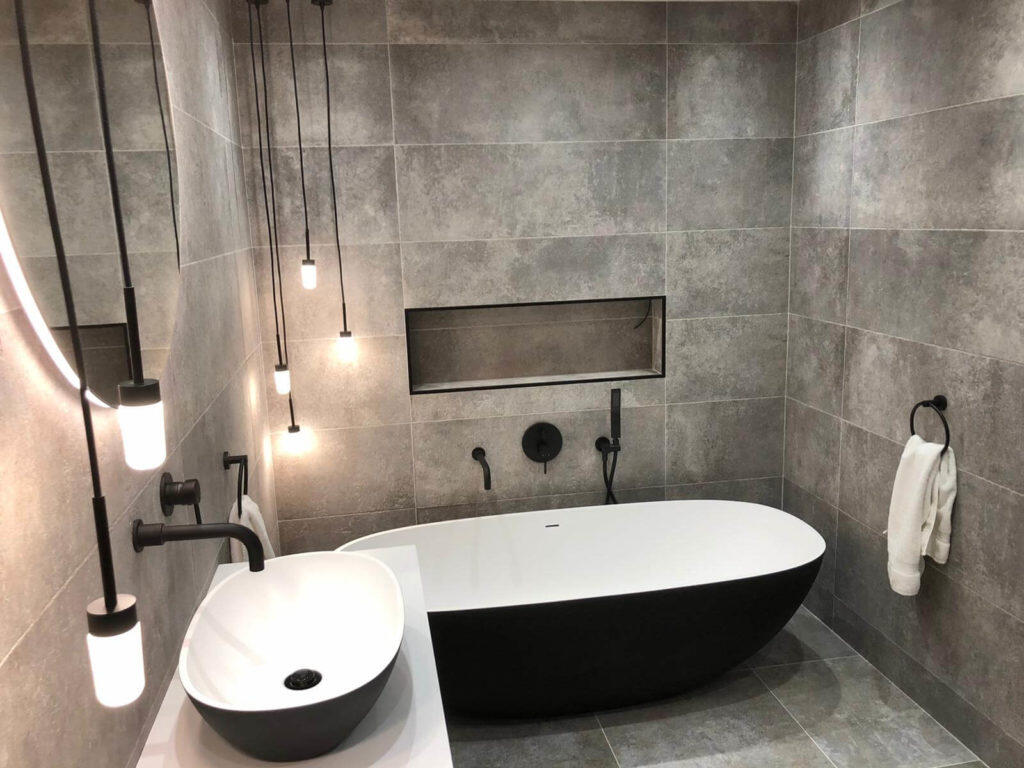 Striekanie farieb, omietky, sadrokartón